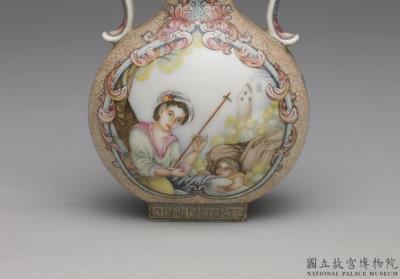 图片[3]-Gourd-shaped vase with European women and flowers in falangcai polychrome enamels, Qing dynasty, Qialong reign, 1736-1795-China Archive